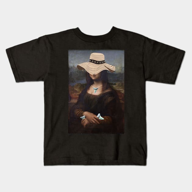 Mona Lisa Shark Teeth Beach Day Kids T-Shirt by AtlanticFossils